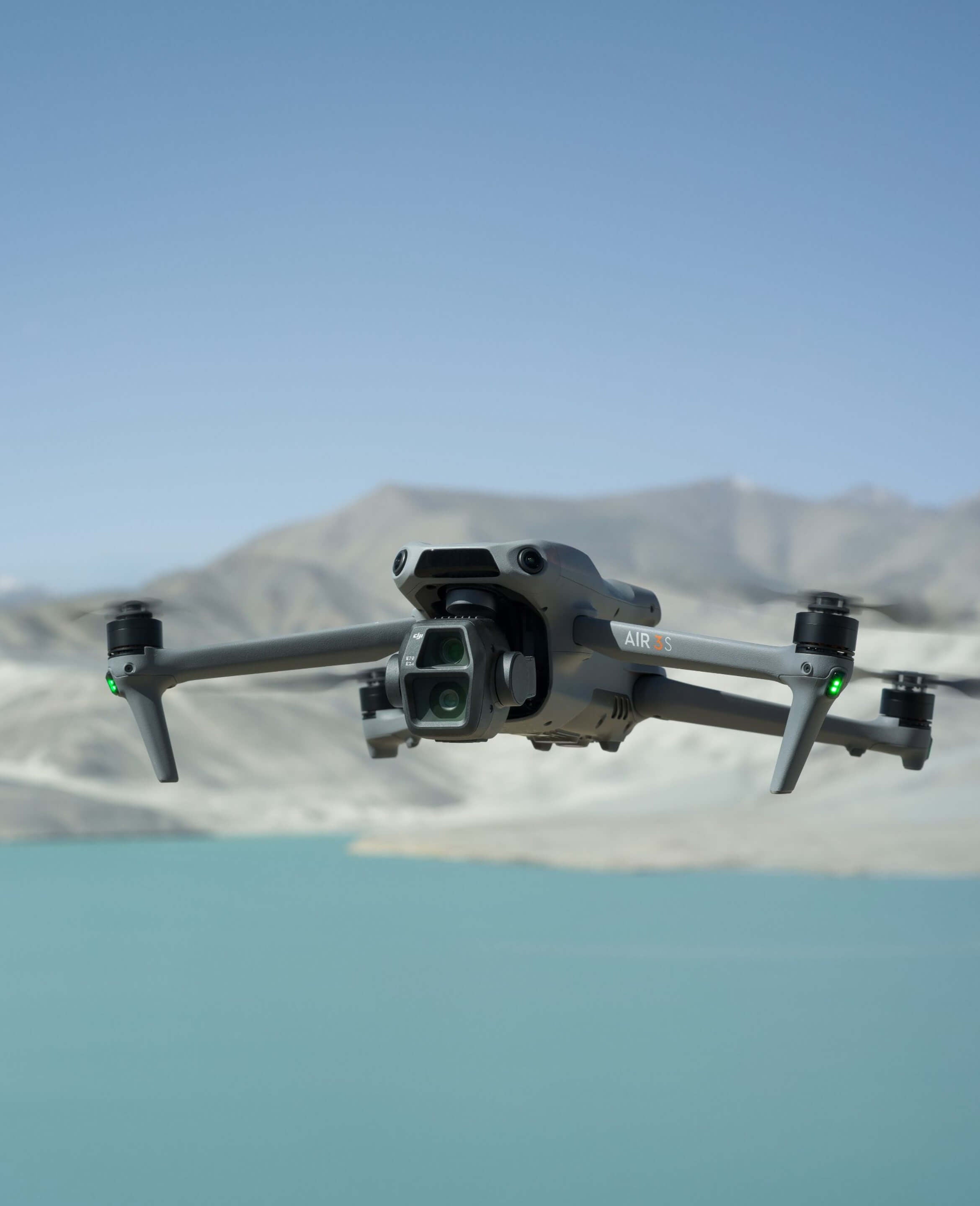 DJI Mini 4 Pro vs DJI Air 3S vs DJI Mavic 3 Pro รุ่นไหนคือโดรนที่ใช่สำหรับคุณ?